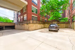 1735 N Paulina St, Chicago, IL 60622 - Photo 27