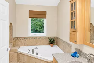 38W643 Bittersweet Ln, Elgin, IL 60124 - Photo 25