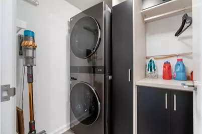 161 E Chicago Avenue #33B, Chicago, IL 60611 - Photo 21