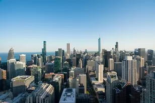 161 E Chicago Ave, Chicago, IL 60611 - Photo 31