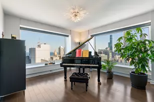 161 E Chicago Ave, Chicago, IL 60611 - Photo 5