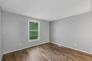 704 E Lincoln St, Monticello, IL 61856 - Photo 17