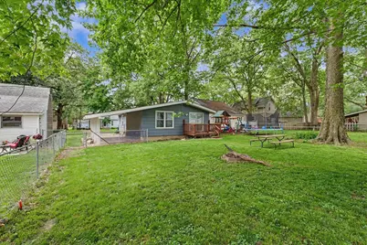 704 E Lincoln Street, Monticello, IL 61856 - Photo 27