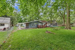 704 E Lincoln St, Monticello, IL 61856 - Photo 27