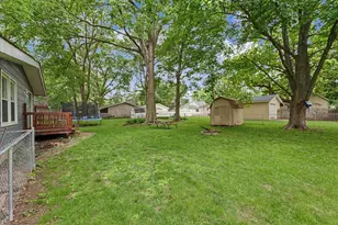 704 E Lincoln St, Monticello, IL 61856 - Photo 25