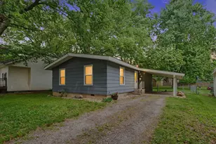 704 E Lincoln St, Monticello, IL 61856 - Photo 29