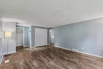 704 E Lincoln Street, Monticello, IL 61856 - Photo 5