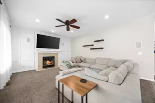 2321 Amsterdam Cir, Montgomery, IL 60538 - Photo 11