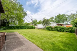 1722 W Pheasant Trail, Mount Prospect, IL 60056 - Photo 13