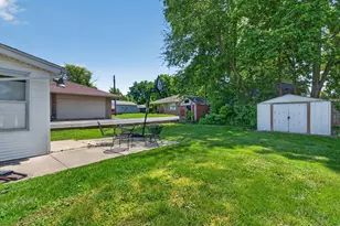 111 Buchanan St, Morris, IL 60450 - Photo 25