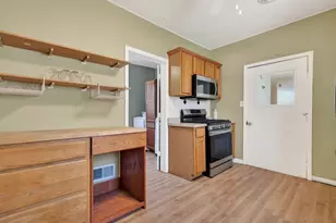 111 Buchanan St, Morris, IL 60450 - Photo 7