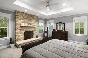 326 E Central Rd, Arlington Heights, IL 60005 - Photo 33