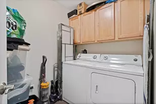 160 E Illinois St, Chicago, IL 60611 - Photo 13