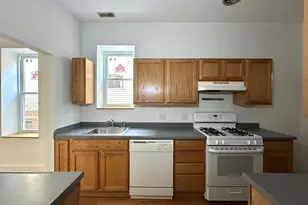 1358 N Bosworth Ave, Chicago, IL 60642 - Photo 3
