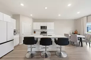 2282 Cobble Spgs Dr, Wonder Lake, IL 60097 - Photo 5