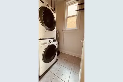 1942 W Irving Park Road #2, Chicago, IL 60613 - Photo 17