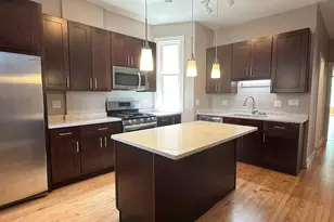 1942 W Irving Park Rd, Chicago, IL 60613 - Photo 7