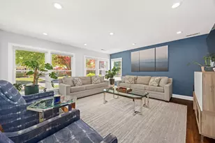 100 N Eastwood Ave, Mount Prospect, IL 60056 - Photo 7