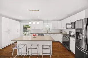 100 N Eastwood Ave, Mount Prospect, IL 60056 - Photo 13