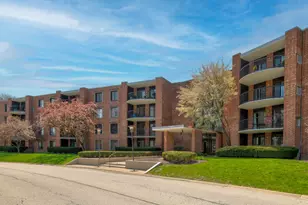 1405 E Central Rd, Arlington Heights, IL 60005 - Photo 1