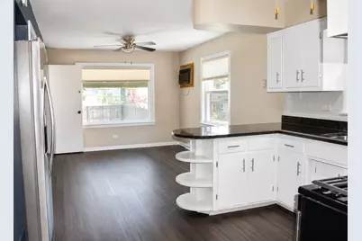 10941 S Kedzie Avenue, Chicago, IL 60655 - Photo 5