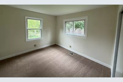 117 E Elm Street, Wheaton, IL 60189 - Photo 9