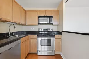 655 W Irving Park Rd, Chicago, IL 60613 - Photo 3