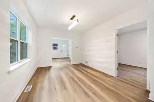 1107 Victoria Ave, North Chicago, IL 60064 - Photo 7