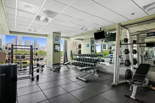 1201 S Prairie Ave, Chicago, IL 60605 - Photo 25