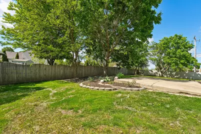 501 Bloomfield Drive, Bolingbrook, IL 60440 - Photo 31