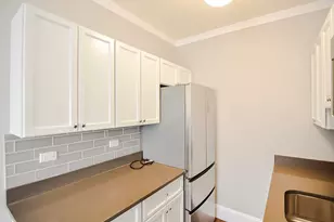 817 W Lakeside Pl, Chicago, IL 60640 - Photo 3