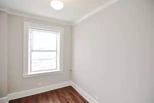817 W Lakeside Pl, Chicago, IL 60640 - Photo 9
