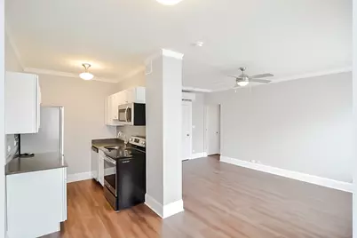 817 W Lakeside Place #611, Chicago, IL 60640 - Photo 7