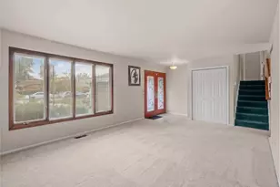 18443 De Jong Ln, Lansing, IL 60438 - Photo 5