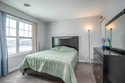 1120 Eagles Crest Drive, Davenport, IA 52804 - Photo 13