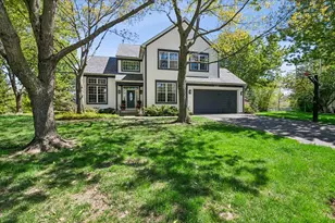 14087 Glenwood Ct, Libertyville, IL 60048 - Photo 1