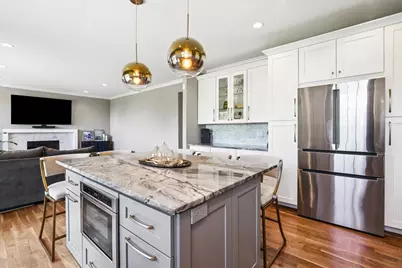 14087 Glenwood Court, Libertyville, IL 60048 - Photo 11