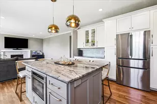 14087 Glenwood Ct, Libertyville, IL 60048 - Photo 11