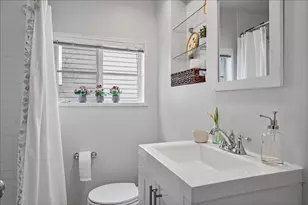 2006 Lake Ave, Wilmette, IL 60091 - Photo 15