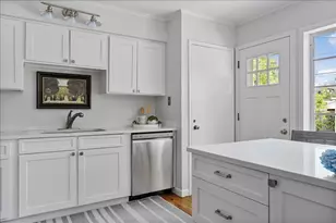 2006 Lake Ave, Wilmette, IL 60091 - Photo 9