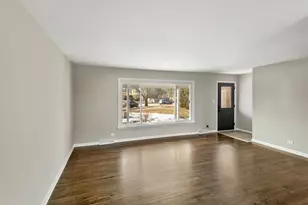 1339 Heather Rd, Homewood, IL 60430 - Photo 5
