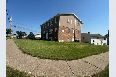 2705 N Lincoln Avenue, Davenport, IA 52804 - Photo 3