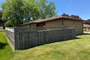 401 S Ridge St, Shannon, IL 61078 - Photo 7