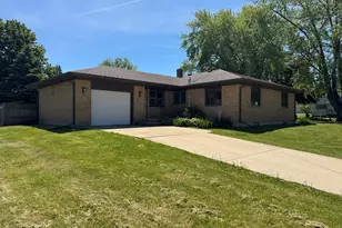 401 S Ridge St, Shannon, IL 61078 - Photo 5