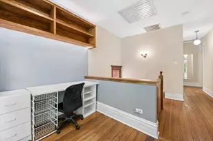 1454 W Cuyler Ave, Chicago, IL 60613 - Photo 23