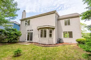 1716 Normandy Woods Ct, Grayslake, IL 60030 - Photo 15