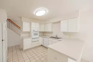 1716 Normandy Woods Ct, Grayslake, IL 60030 - Photo 5