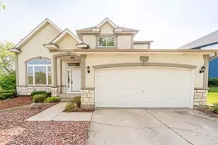 1716 Normandy Woods Ct, Grayslake, IL 60030 - Photo 1