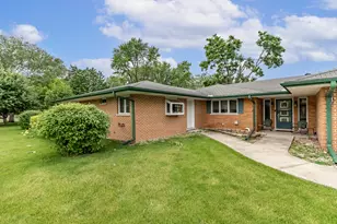 20560 Bensley Ave, Lynwood, IL 60411 - Photo 5