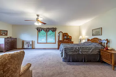 20560 Bensley Avenue, Lynwood, IL 60411 - Photo 31